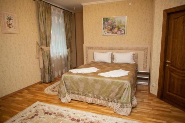 Hôtel Imperiya à Khmelʼnytsʼkyy Extérieur photo